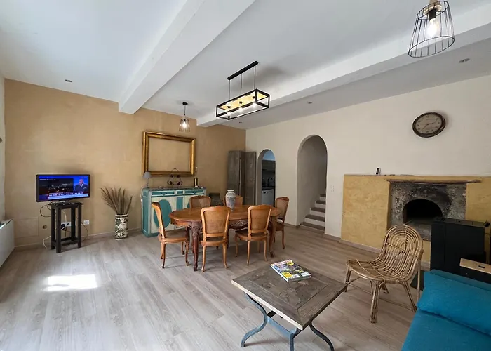 Domaine Saint Martin Le Grand Hébergement de vacances *